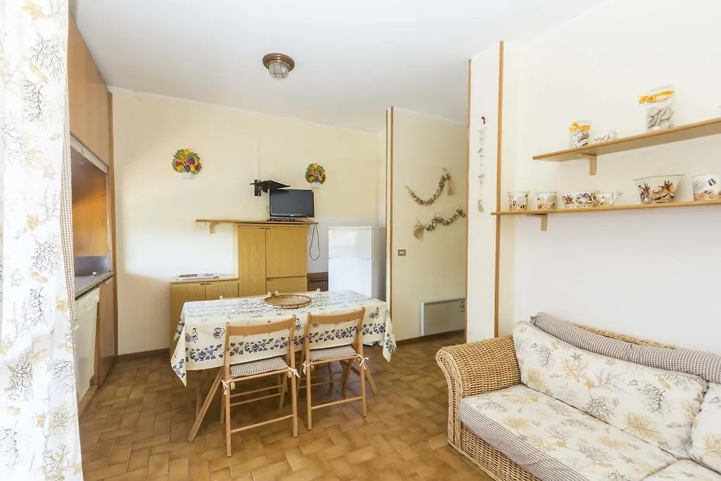 Apartament Capo D'Arco - Goelba Rio Marina 0*,  Włochy